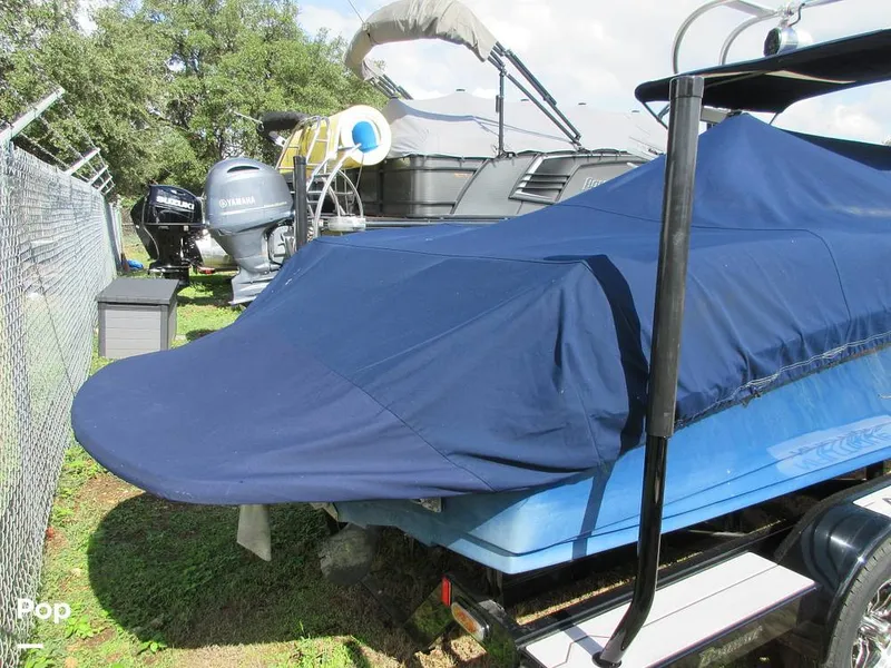 Slide: The Image of Correct Craft Air Nautique SV-211 Team Edition 2006 - 13359945