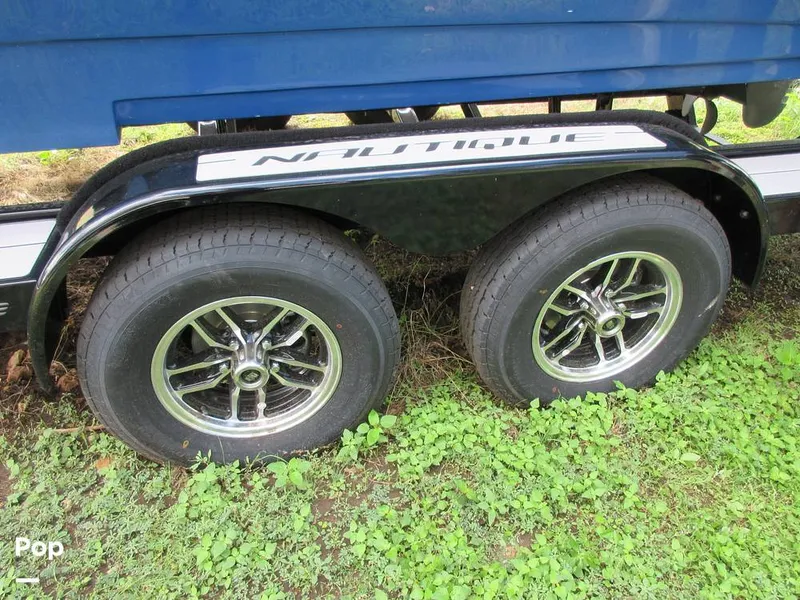 Slide: The Image of Correct Craft Air Nautique SV-211 Team Edition 2006 - 13359722