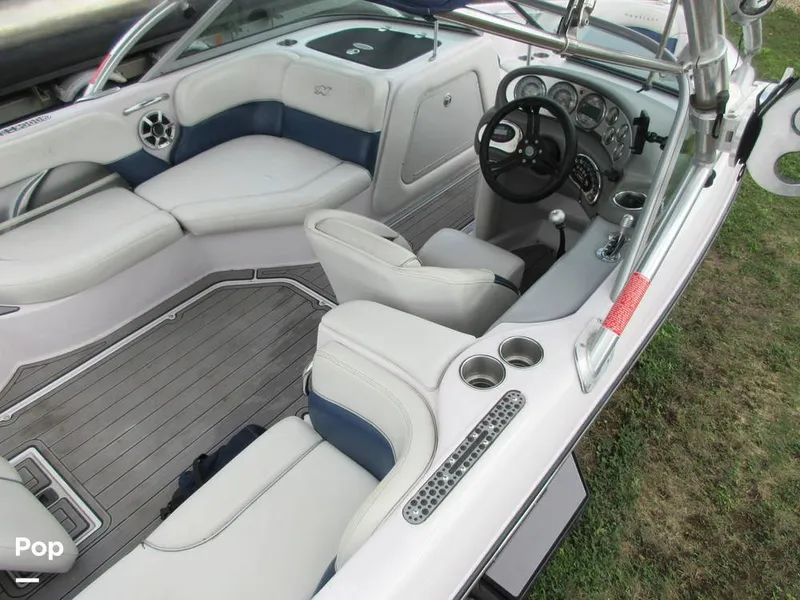 Slide: The Image of Correct Craft Air Nautique SV-211 Team Edition 2006 - 13359819