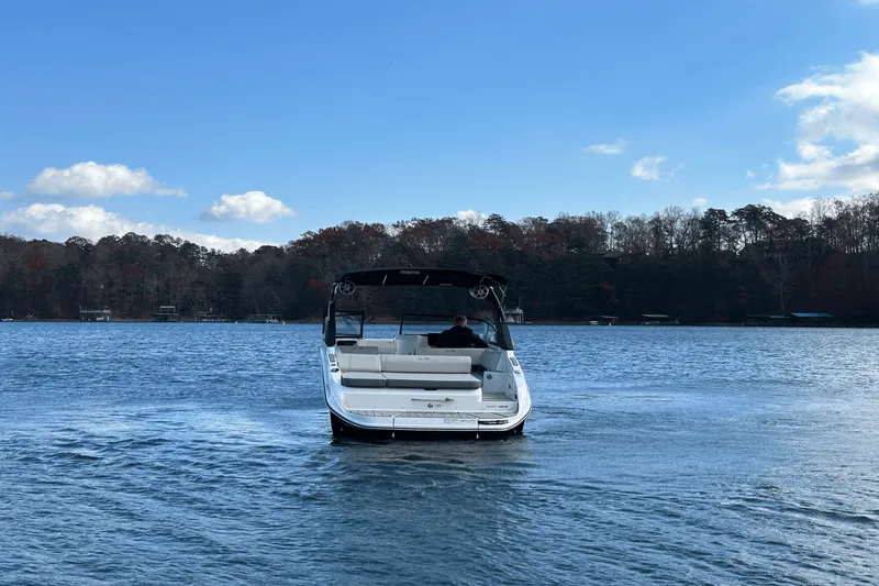 Slide: The Image of Sea Ray SDX 250 Surf 2025 - 3