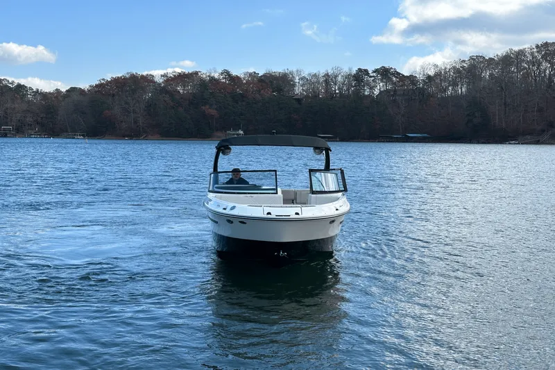 Slide: The Image of Sea Ray SDX 250 Surf 2025 - 7