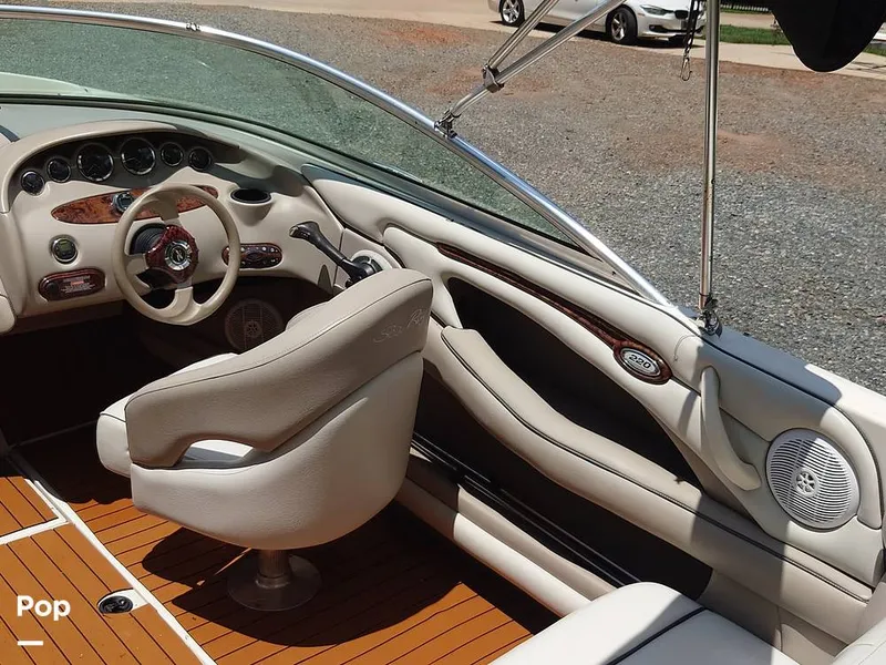 Slide: The Image of Sea Ray 220 2003 - 14425901