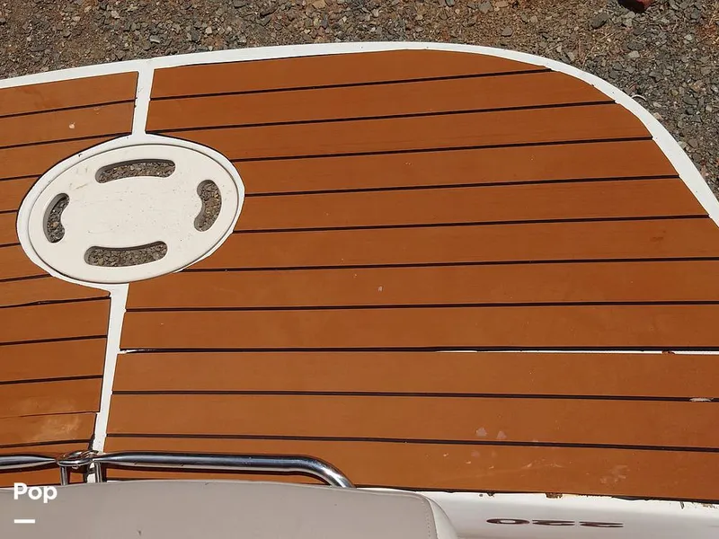 Slide: The Image of Sea Ray 220 2003 - 14425905