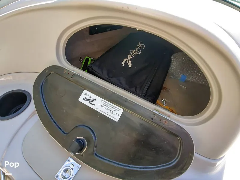 Slide: The Image of Sea Ray 220 2003 - 13351635