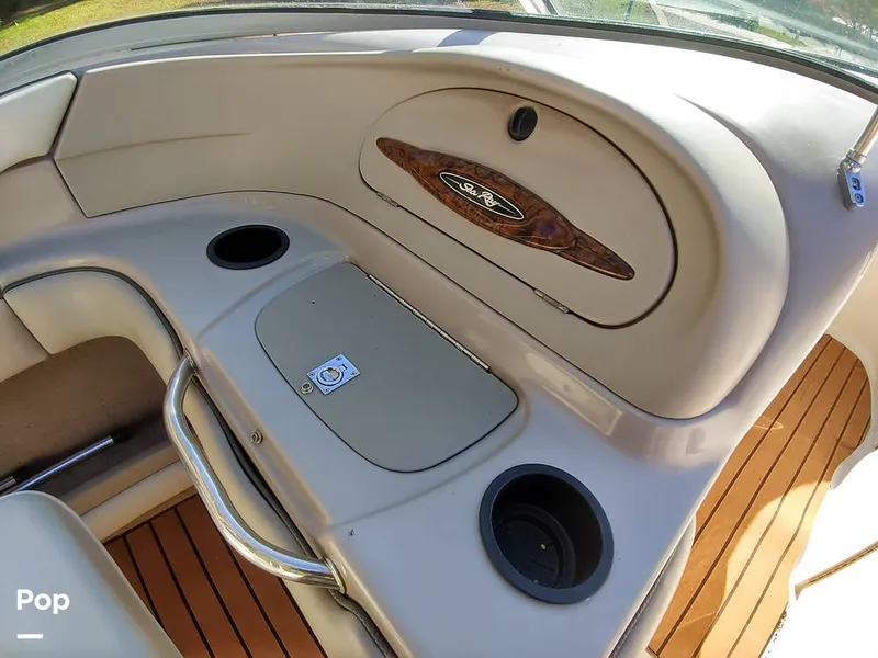 Slide: The Image of Sea Ray 220 2003 - 13351636