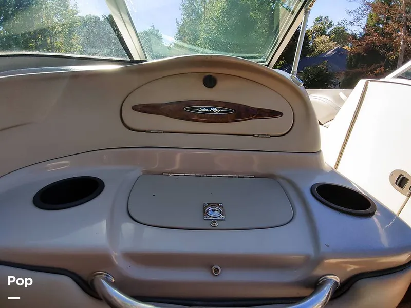 Slide: The Image of Sea Ray 220 2003 - 13351637