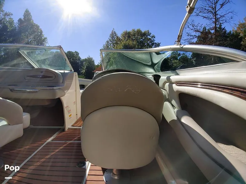 Slide: The Image of Sea Ray 220 2003 - 13351644