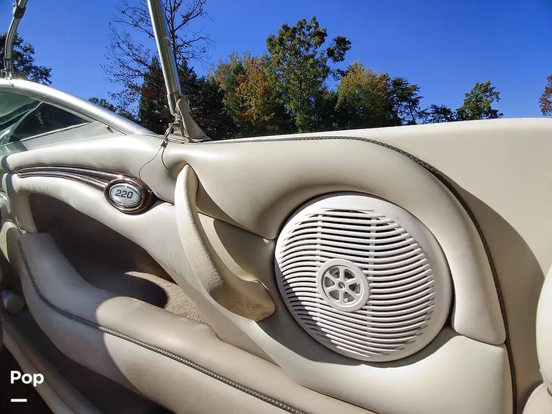 Slide: The Image of Sea Ray 220 2003 - 13351642