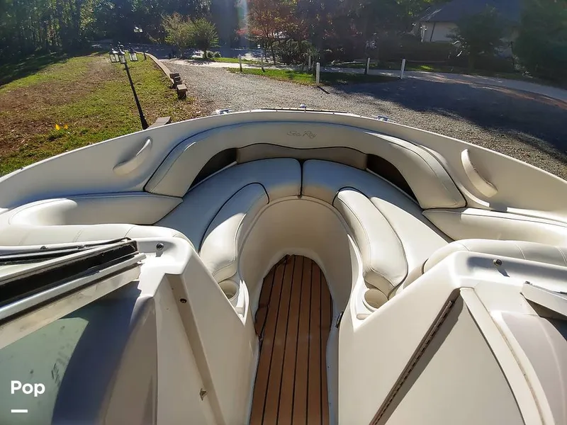 Slide: The Image of Sea Ray 220 2003 - 13351651