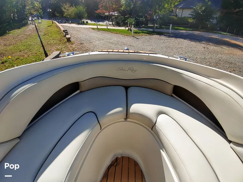 Slide: The Image of Sea Ray 220 2003 - 13351653