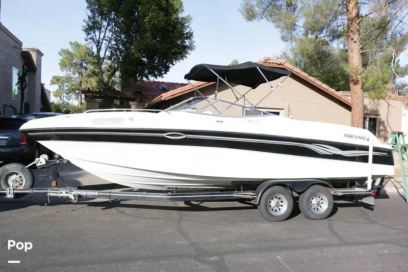 Slide: The Image of Four Winns 240 Horizon 1999 - 13569495