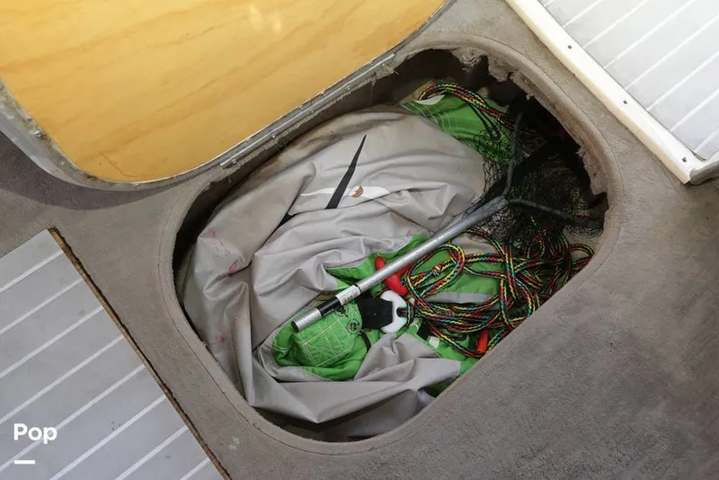 Slide: The Image of Four Winns 240 Horizon 1999 - 13555705