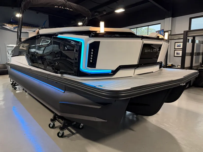 Slide: The Image of Balise Horizon 24C 2025 - 1