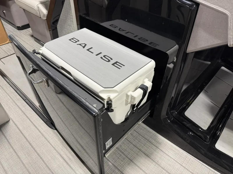 Slide: The Image of Balise Horizon 24C 2025 - 17