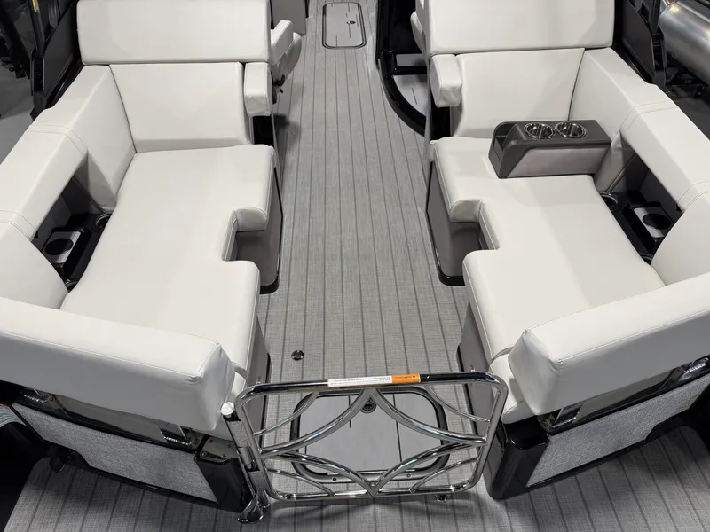 Slide: The Image of Balise Horizon 24C 2025 - 21