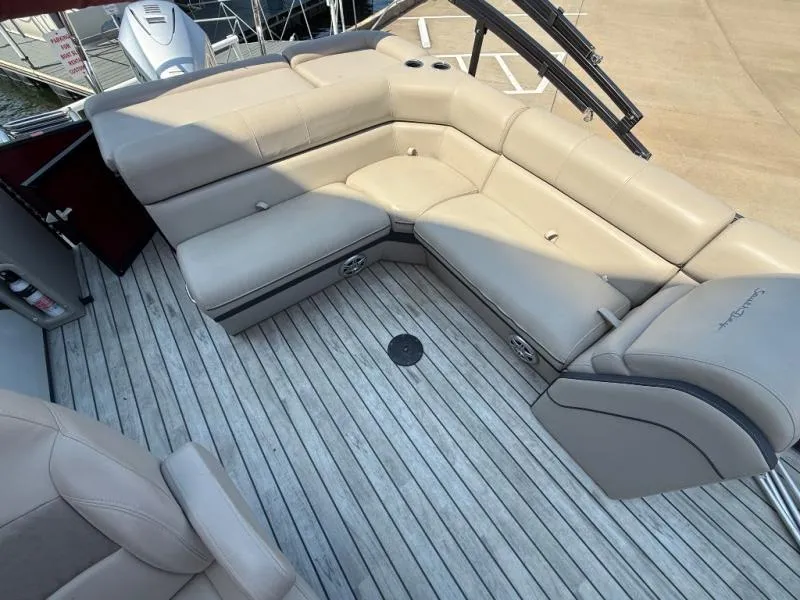 Slide: The Image of South Bay Pontoons 500 SERIES CR2.75 2017 - 11