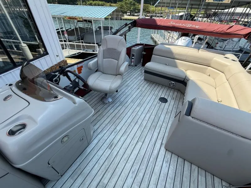 Slide: The Image of South Bay Pontoons 500 SERIES CR2.75 2017 - 7
