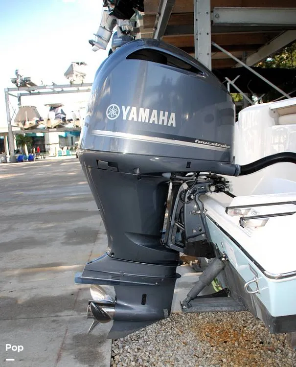 Slide: The Image of Cobia 220 CC 2018 - 13432232