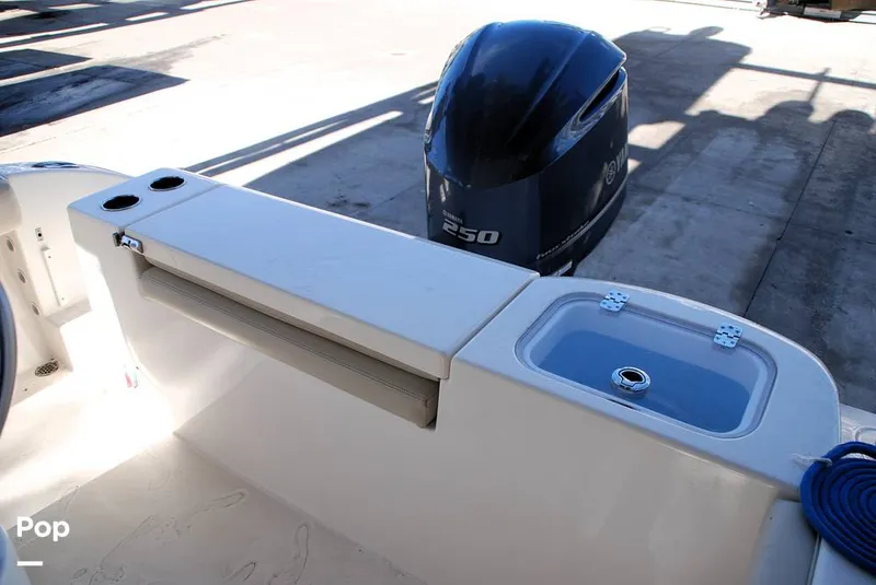 Slide: The Image of Cobia 220 CC 2018 - 13432304