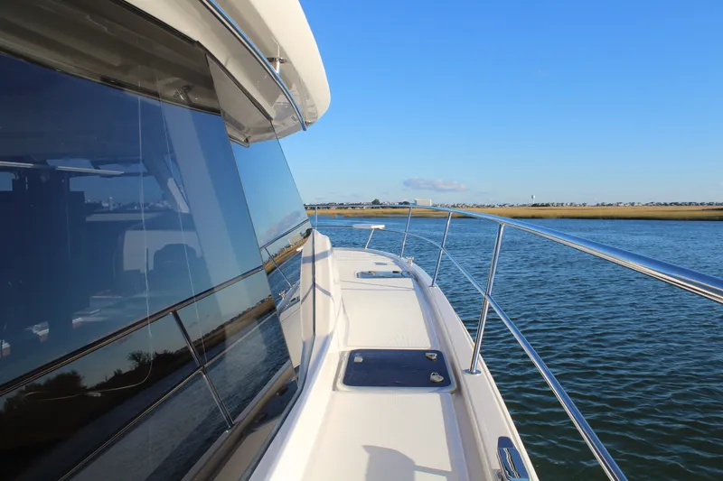 Slide: The Image of Aquila 44 YACHT 2025 - 25