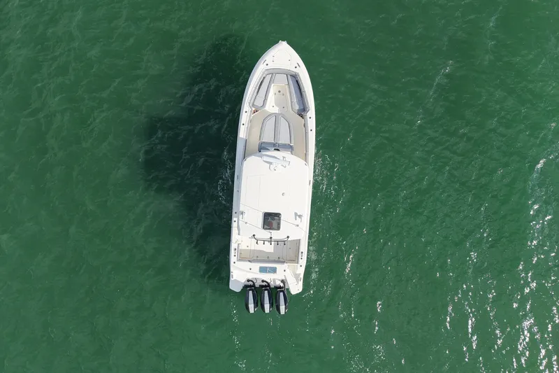 Slide: The Image of Boston Whaler 360 Outrage 2026 - 17