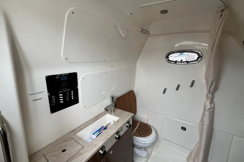 Slide: The Image of Boston Whaler 360 Outrage 2026 - 55