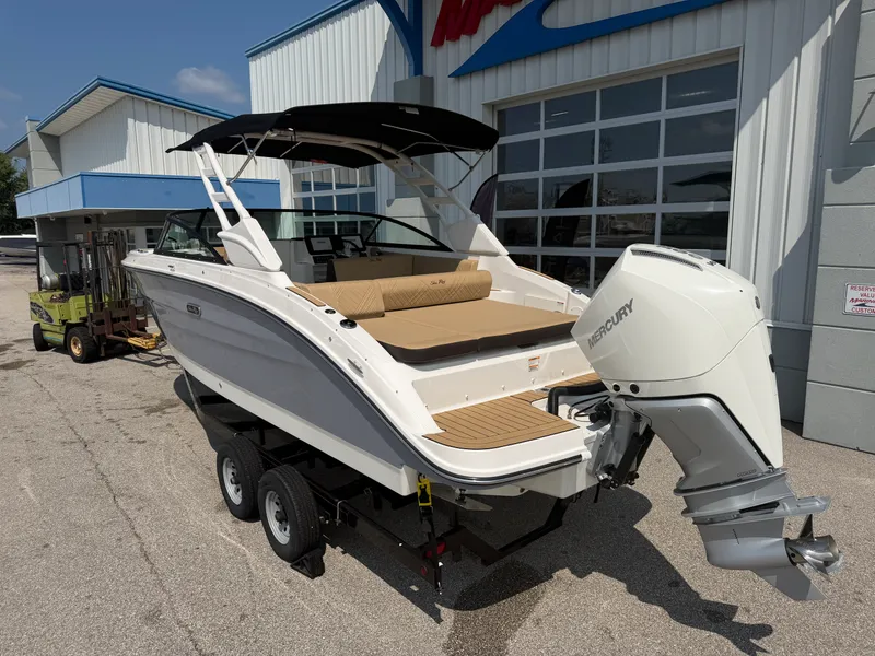Slide: The Image of Sea Ray SDX 250 Outboard 2026 - 2
