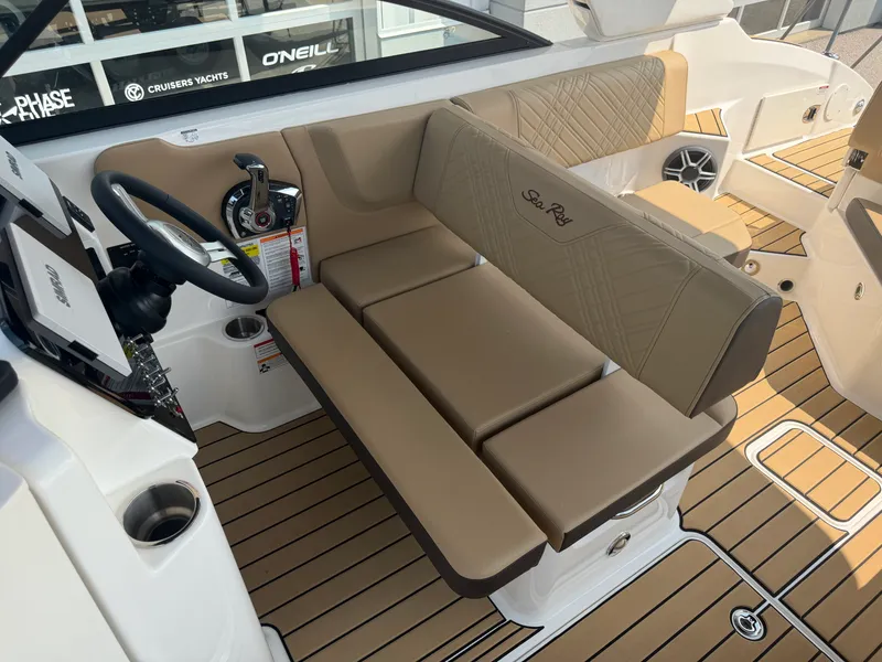 Slide: The Image of Sea Ray SDX 250 Outboard 2026 - 26