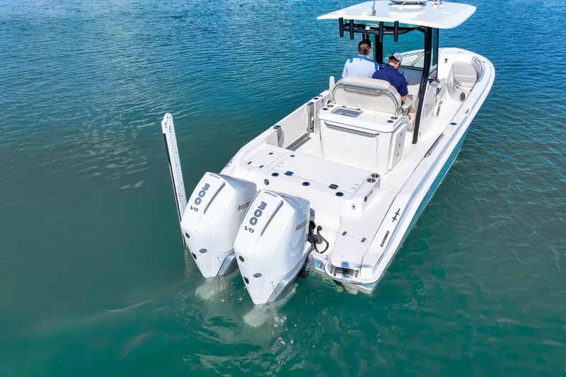 Slide: The Image of Boston Whaler 280 Dauntless 2026 - 14