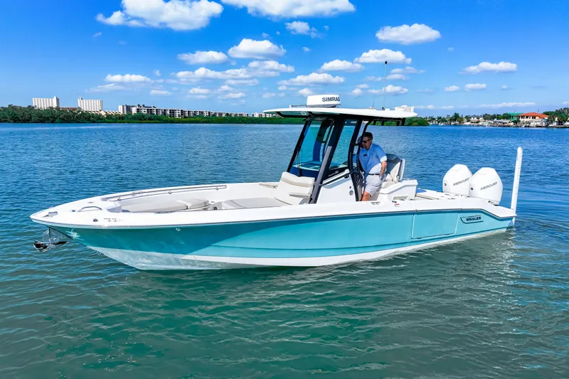 Slide: The Image of Boston Whaler 280 Dauntless 2026 - 2