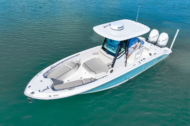 Slide: The Image of Boston Whaler 280 Dauntless 2026 - 4