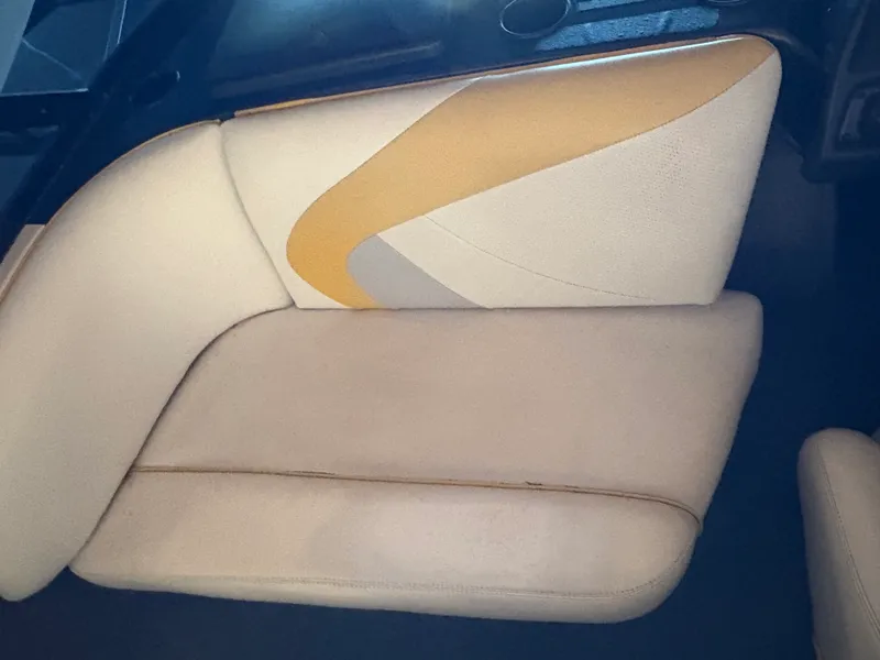 Slide: The Image of Malibu SPORTSETTER LX 2002 - 11