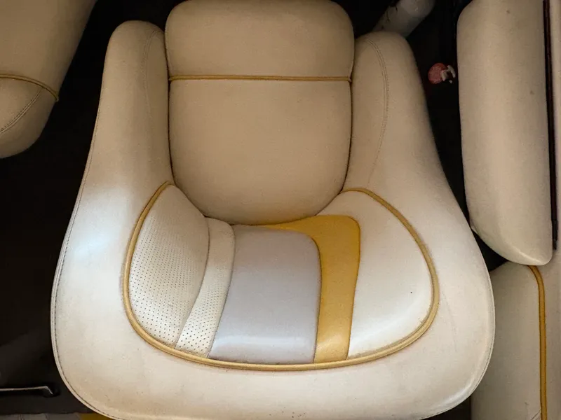 Slide: The Image of Malibu SPORTSETTER LX 2002 - 12