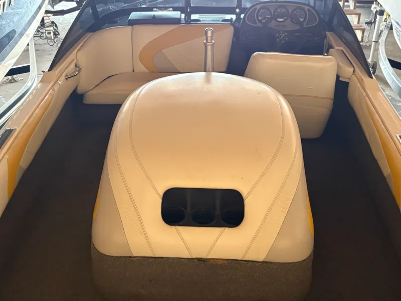 Slide: The Image of Malibu SPORTSETTER LX 2002 - 13