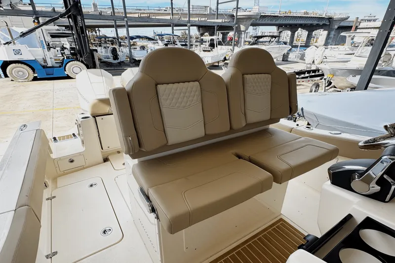 Slide: The Image of Scout 277 LXF 2025 - 8