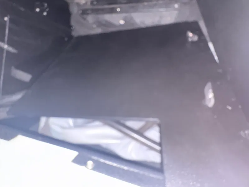 Slide: The Image of Tige R20 2014 - 20