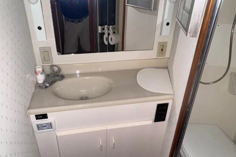 Slide: The Image of Viking 35 Convertible 1992 - 13