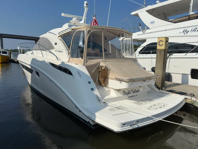 Slide: The Image of Sea Ray 410 SUNDANCER 2014 - 2
