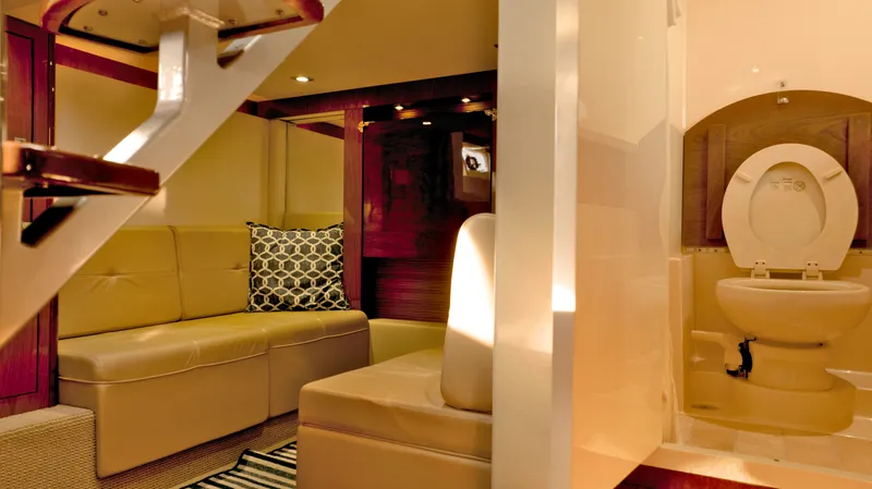 Slide: The Image of Sea Ray 410 SUNDANCER 2014 - 34