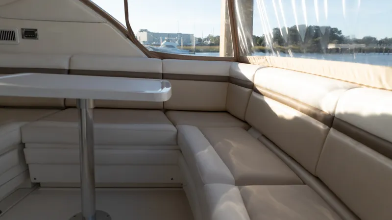 Slide: The Image of Sea Ray 410 SUNDANCER 2014 - 5