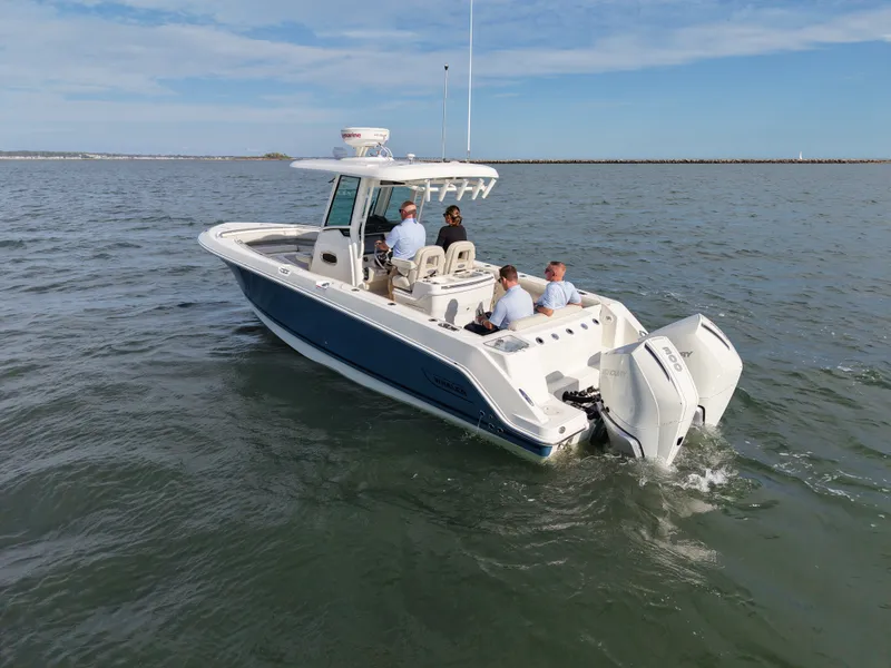 Slide: The Image of Boston Whaler 280 Outrage 2021 - 3