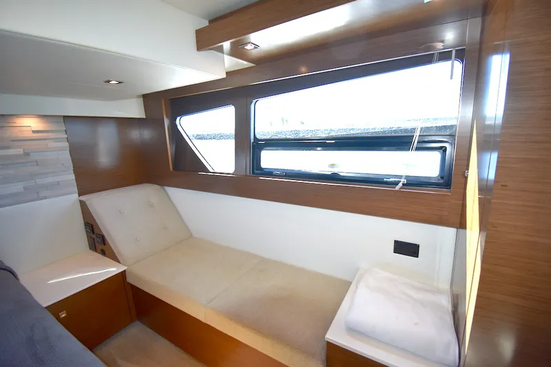 Slide: The Image of Cruisers 50 CANTIUS 2019 - 35