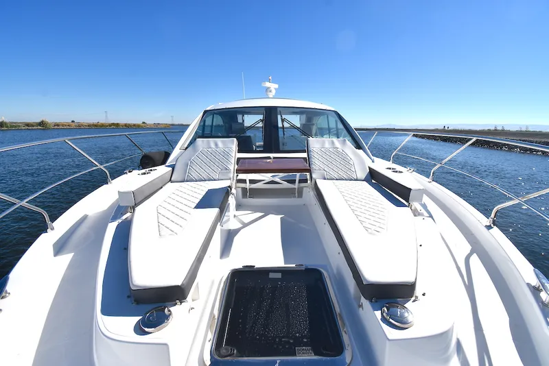 Slide: The Image of Cruisers Yachts 50 CANTIUS 2019 - 46