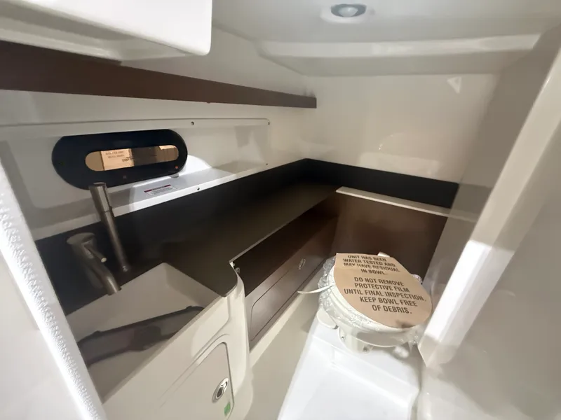 Slide: The Image of Sea Ray SDX 290 Outboard 2026 - 23