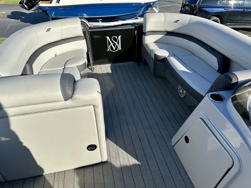 Slide: The Image of Starcraft EXS3Q 2023 - 11