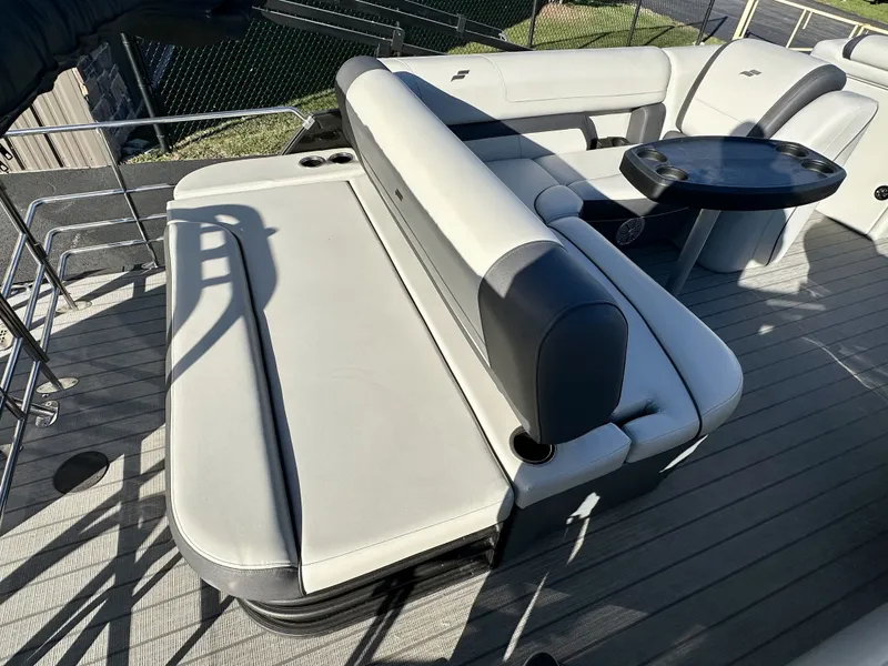 Slide: The Image of Starcraft EXS3Q 2023 - 9