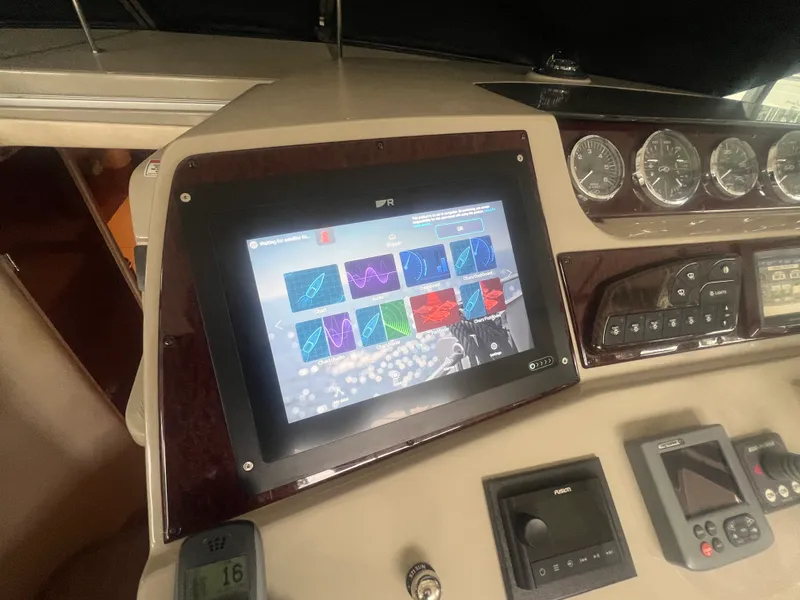 Slide: The Image of Sea Ray 370 SUNDANCER 2010 - 10