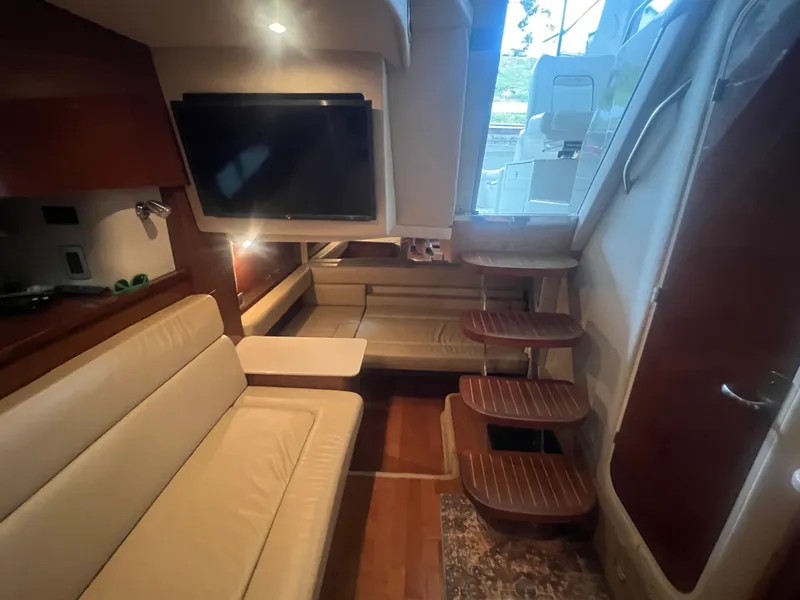 Slide: The Image of Sea Ray 370 SUNDANCER 2010 - 18