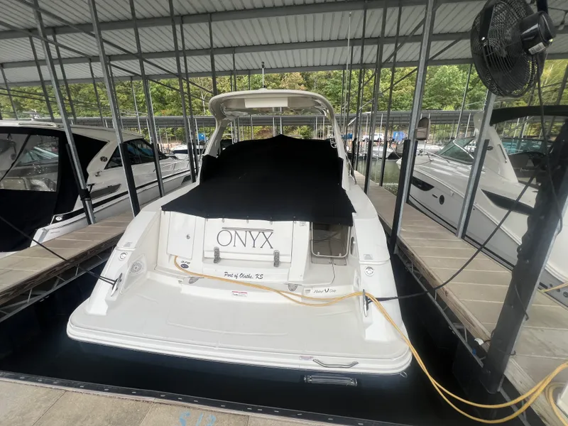 Slide: The Image of Sea Ray 370 SUNDANCER 2010 - 9