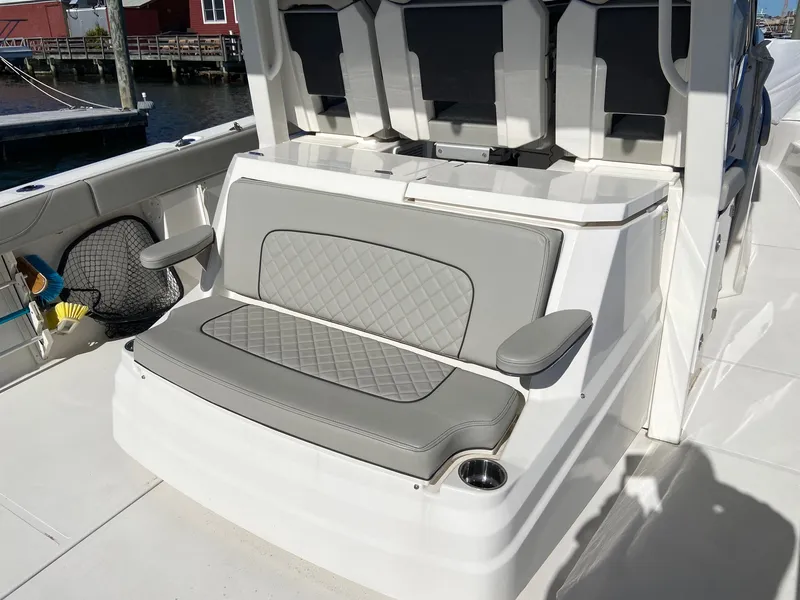 Slide: The Image of Pursuit S 378 2022 - 16